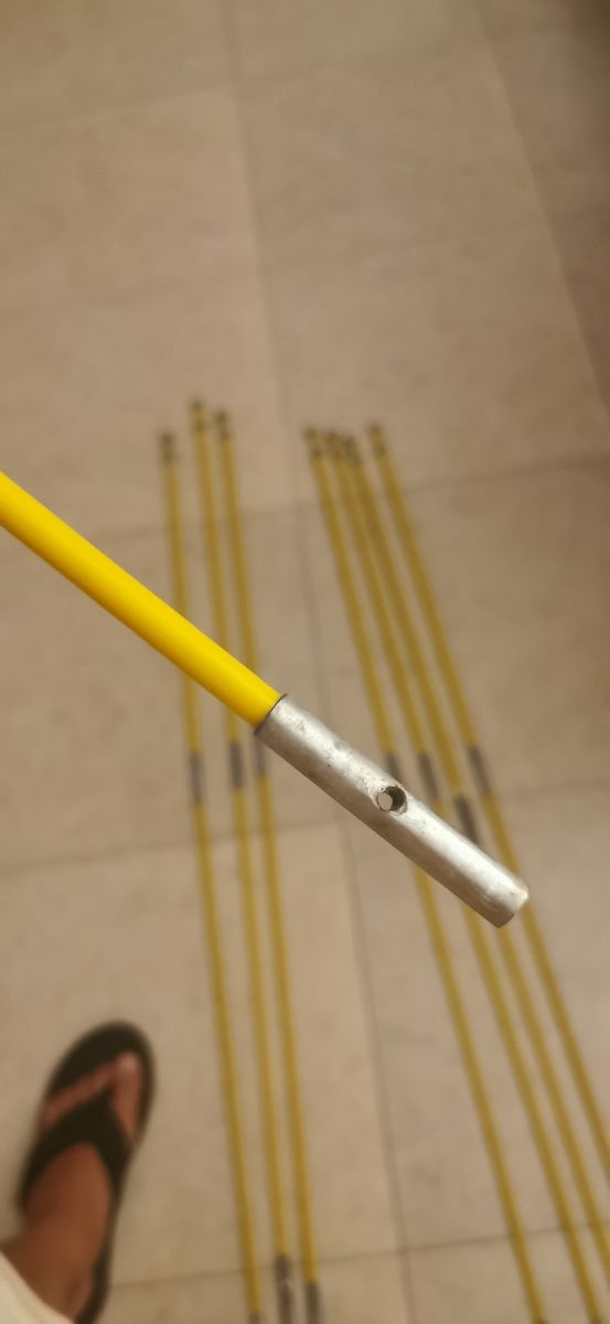 Bastoncini in fibra di uccelli rossi