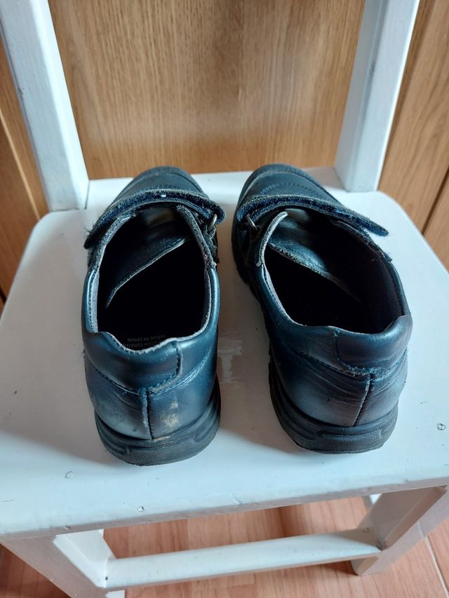 Zapatos escolares Pablosky talla 33