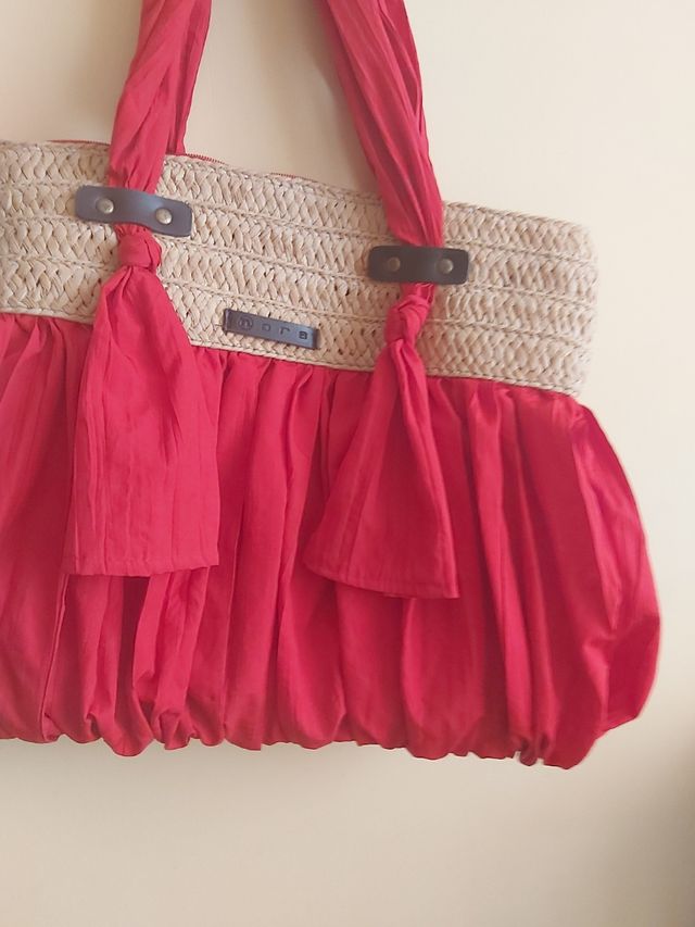 bolsa de tecido vermelho