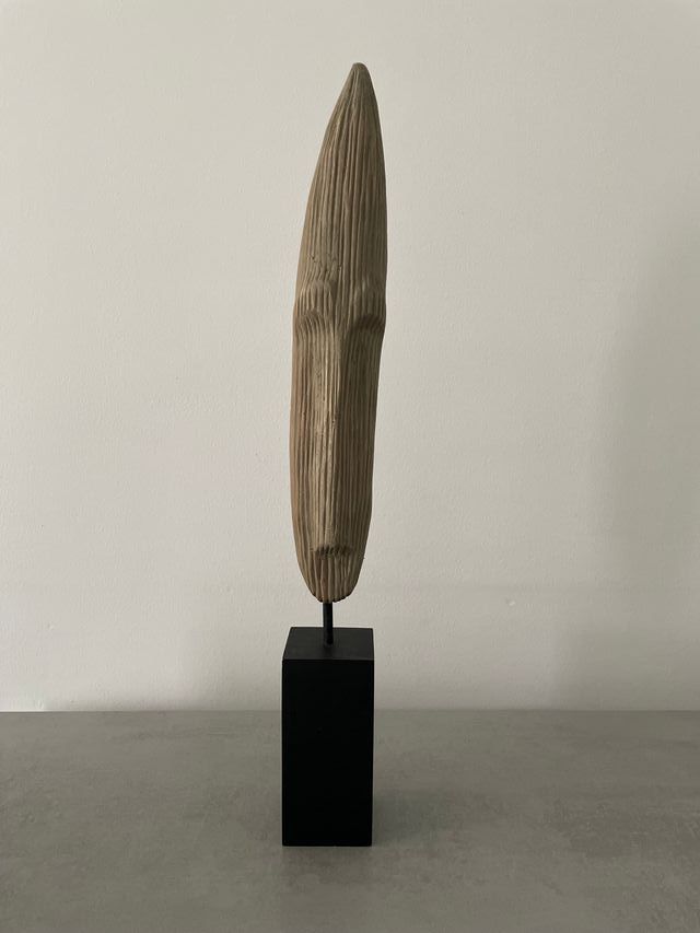 Adorno de madera para interiores