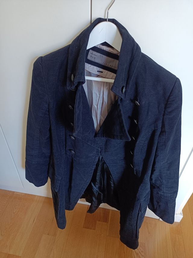 Chaqueta negra tres cuartos