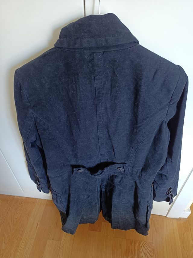 Chaqueta negra tres cuartos