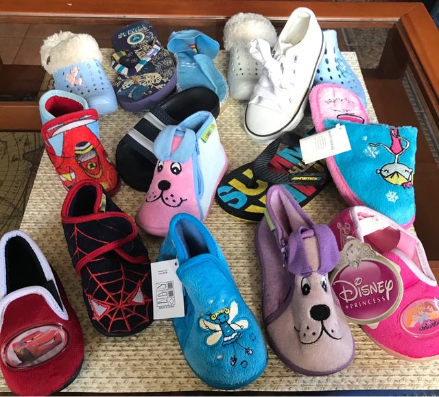 16 Zapatillas niños-bebes decoración