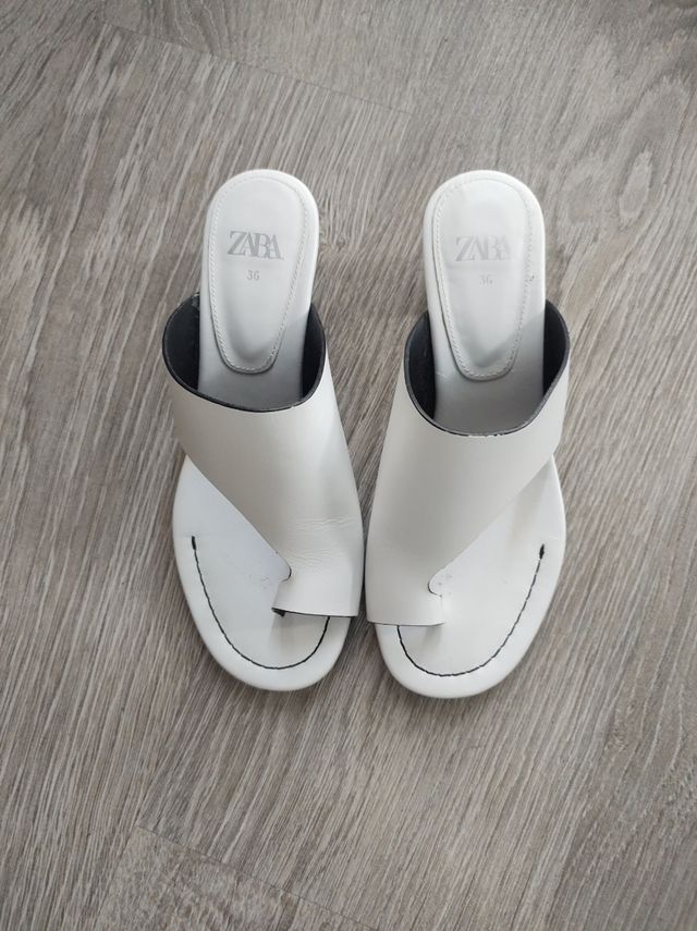 Zueco, Mule marca Zara.