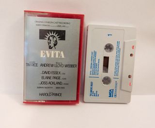 📼 Evita 