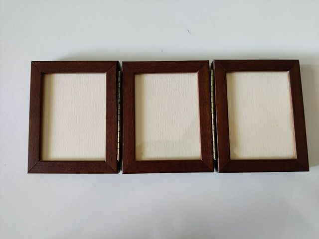 Portafoto triplo con cornice in legno