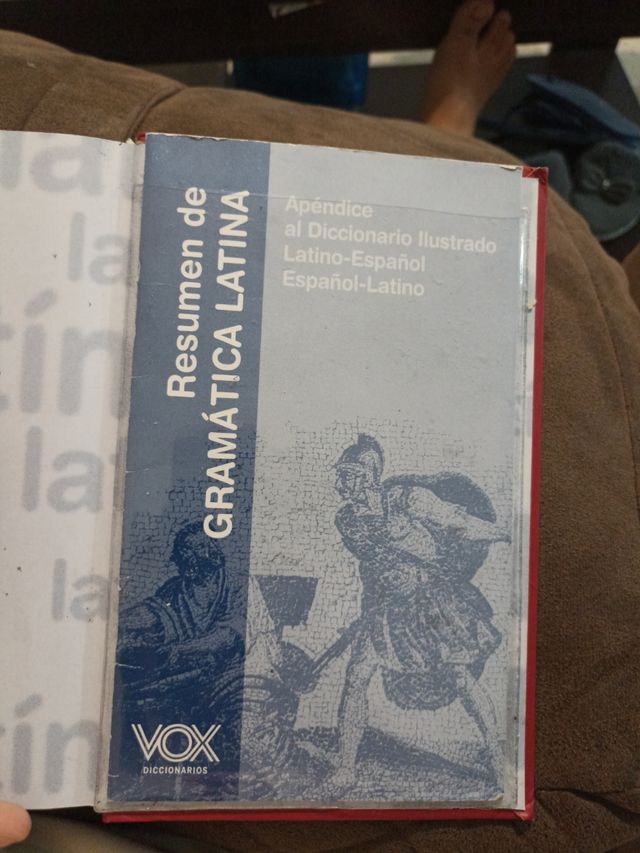 Diccionario Vox de latín con apéndice de segunda mano por 8 EUR en