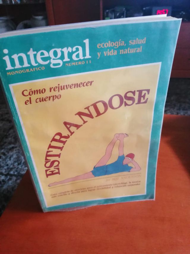 ALLUNGANDO, RINGIOVANENDO TUTTO IL CORPO