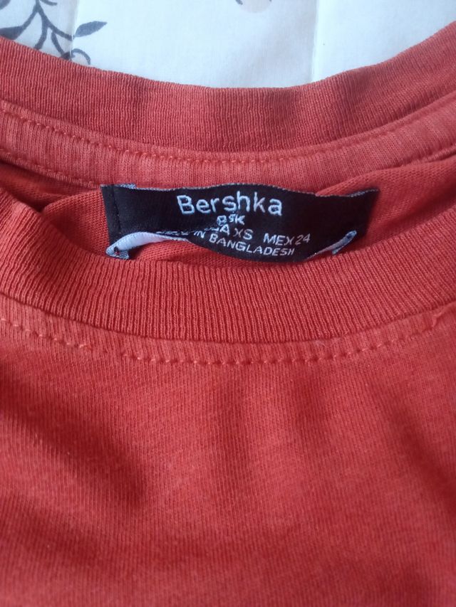 CAMISETA MUJER BERSHKA
