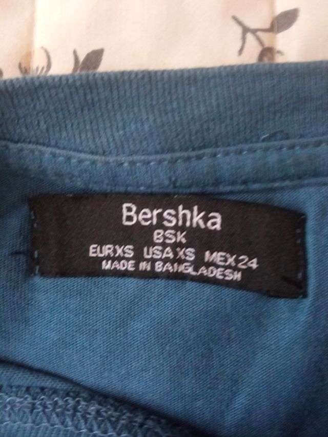 CAMISETA MUJER BERSHKA