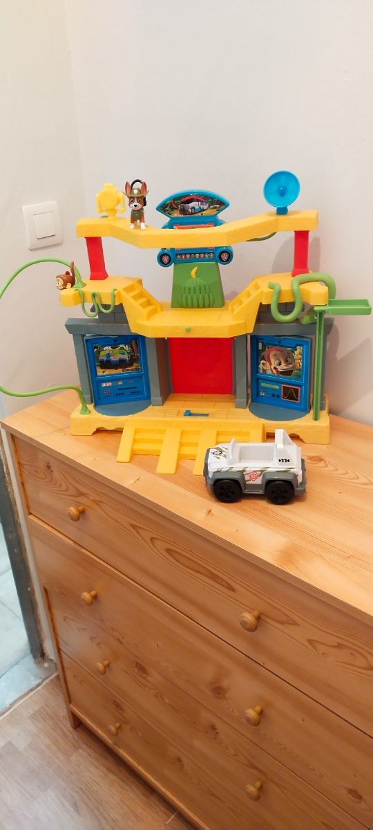 Templo del mono. Patrulla canina