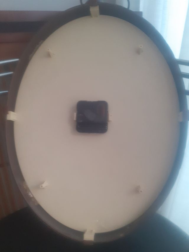 Reloj de pared estilo vintage industrial