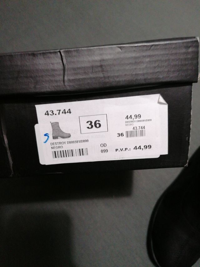 Botin negro t36