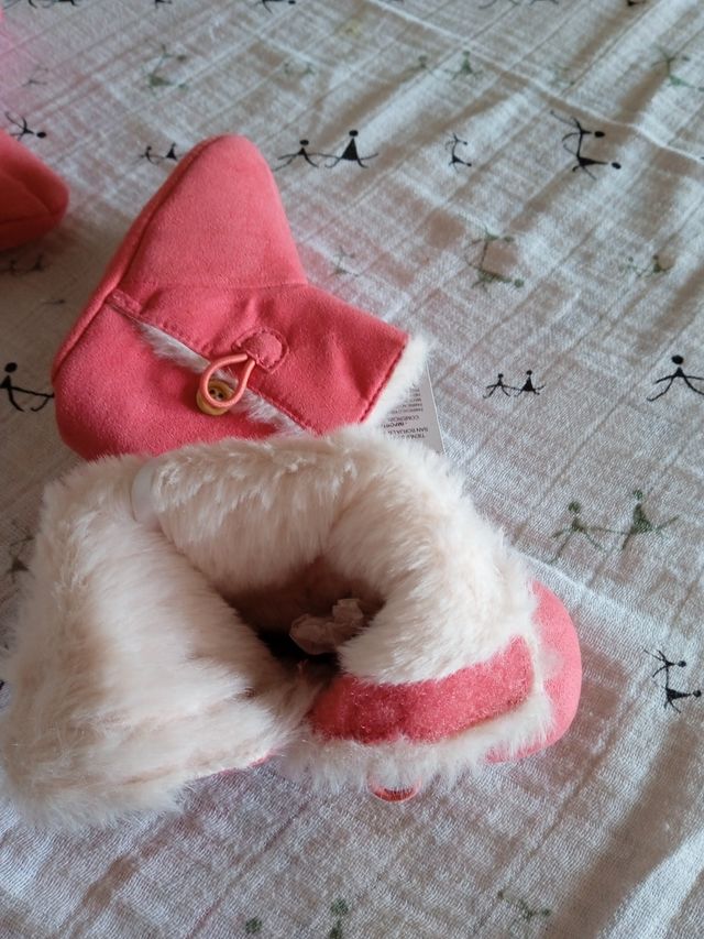 botines bebé nuevos T16