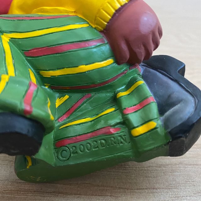 Figura Rasta para sujetar mando