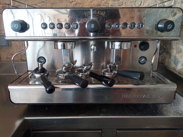 cafetera para cafetería, bar o restaurante