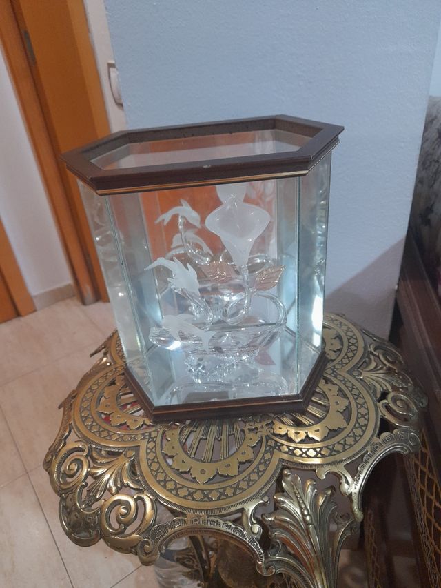 vitrina_ urna vintage