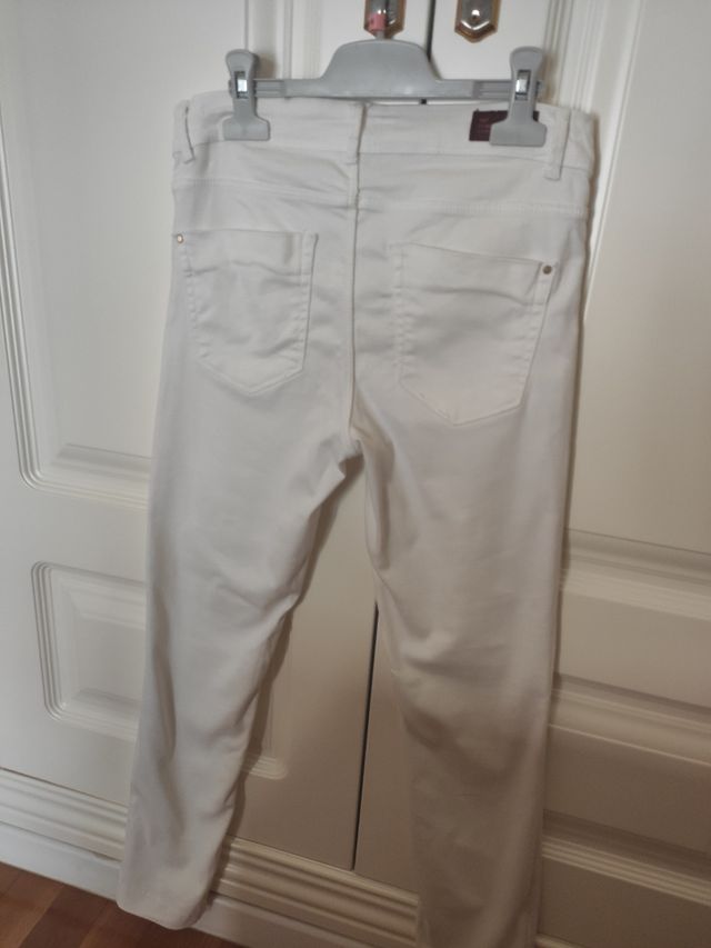 Pantalones skinny blancos Zara