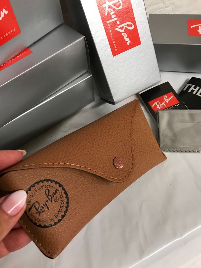 ESTUCHE RAYBAN NUEVO COLOR MARRON o NEGRO