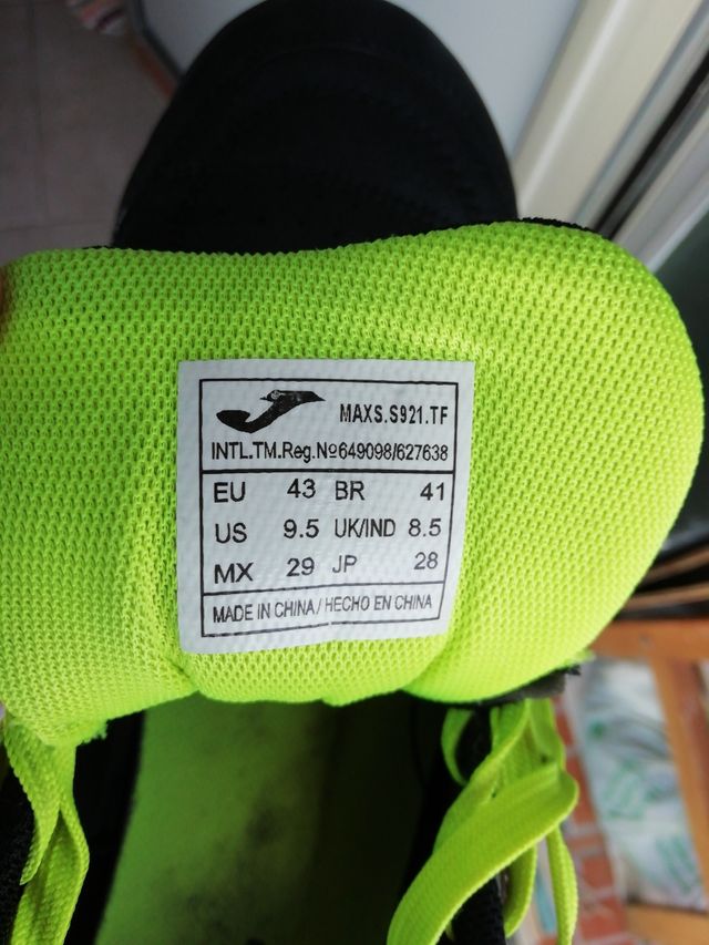 Botas fútbol Joma Maxima.