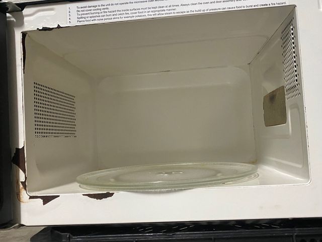 MICROONDAS RUSSELS HOBBS