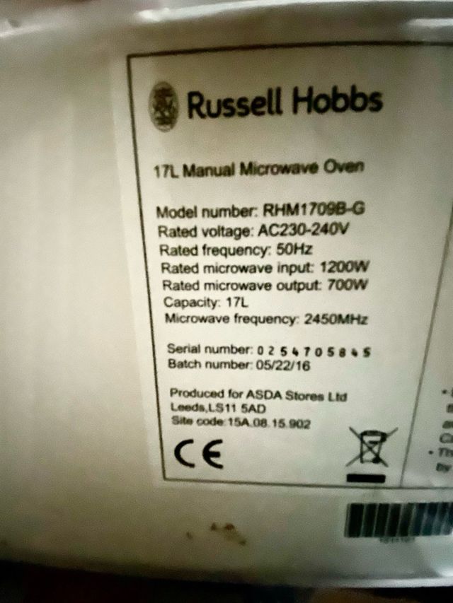 MICROONDAS RUSSELS HOBBS