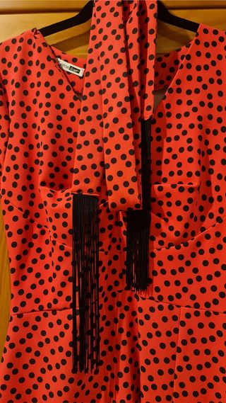 Vestido lunares y flecos