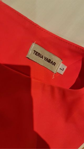Vestido coral Teria Yabar 