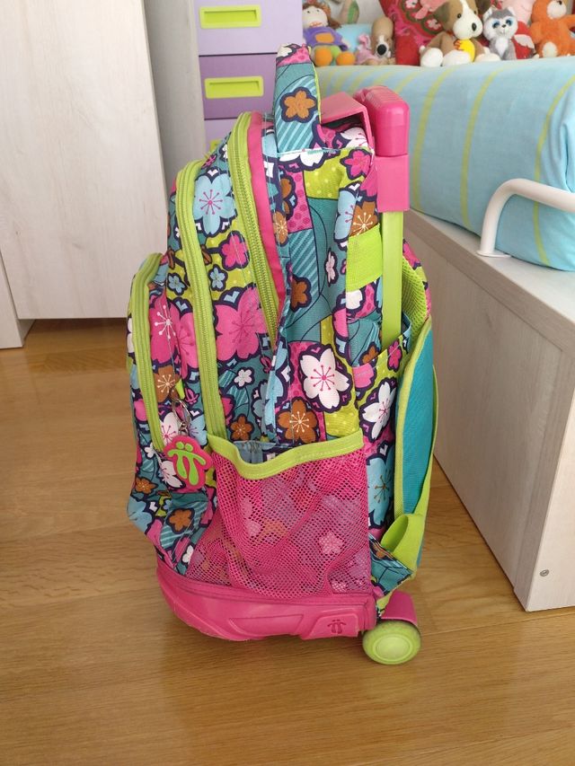 Mochila escolar con ruedas Totto