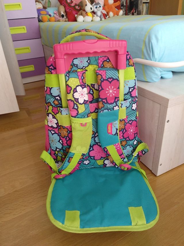 Mochila escolar con ruedas Totto