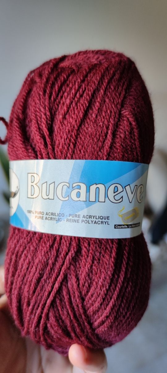 nuovissimi gomitoli di lana