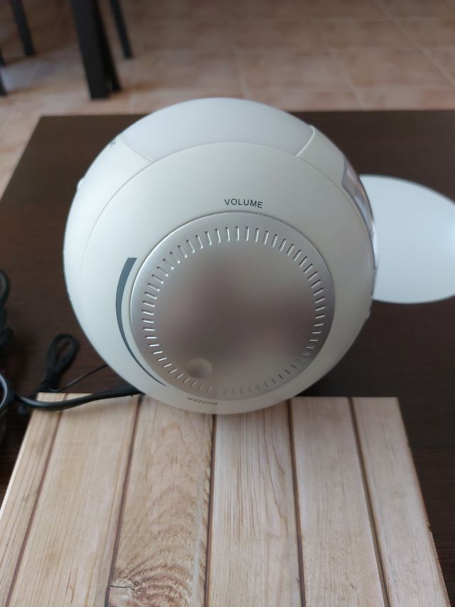 Radio despertador AEG