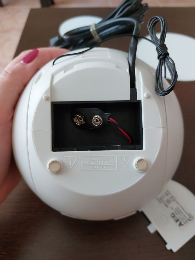 Radio despertador AEG