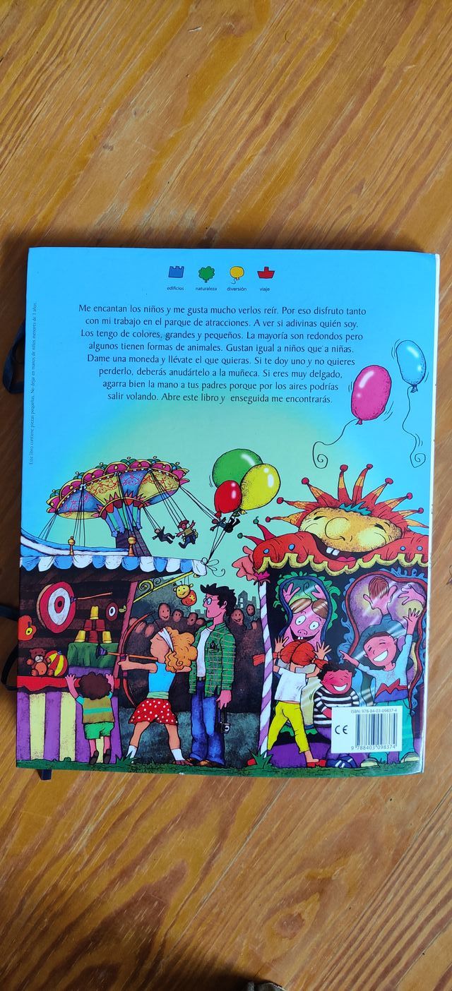 Libro desmontable Parque de atracciones.