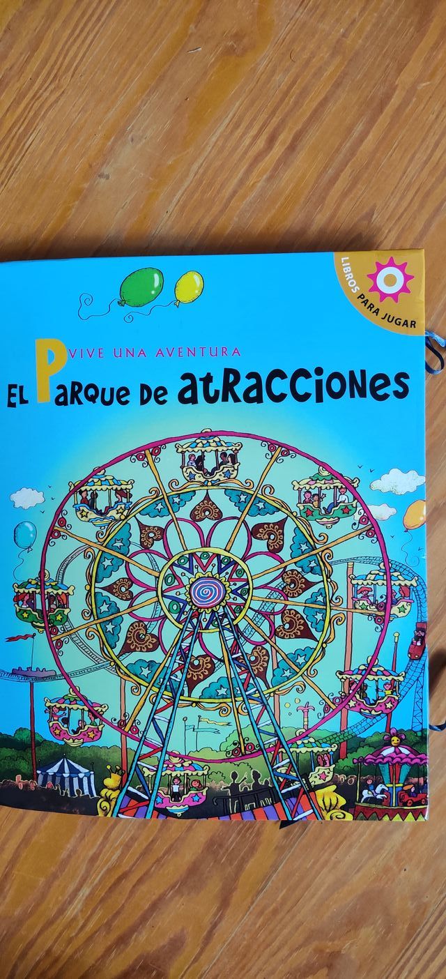 Libro desmontable Parque de atracciones.