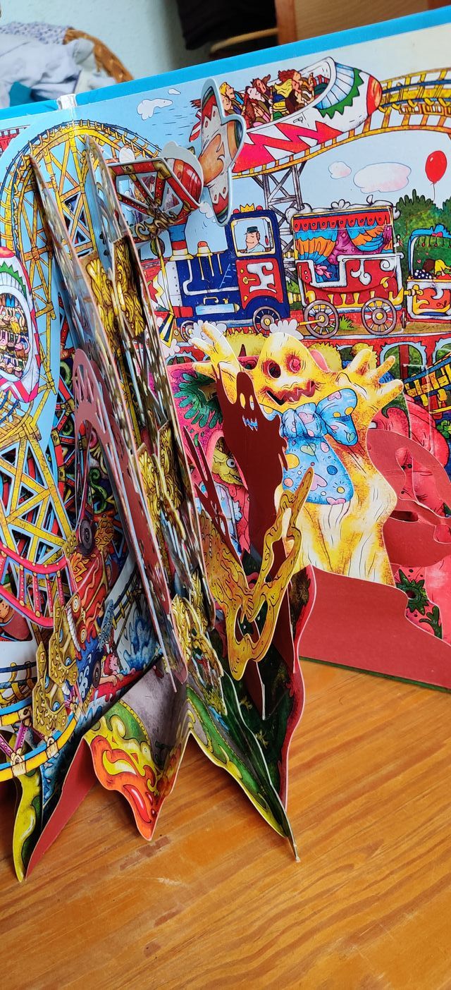 Libro desmontable Parque de atracciones.