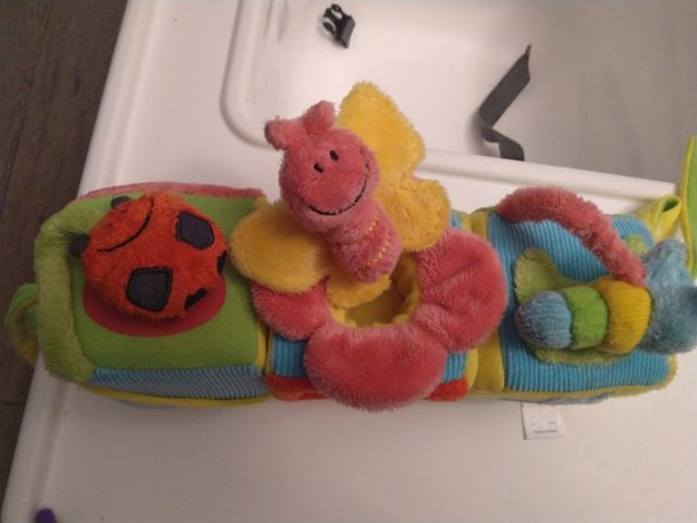 JUGUETE BARRA CARRITO BEBÉ