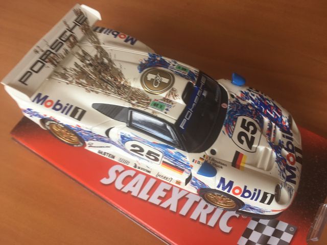 PORSCHE 911 GT1 SCALEXTRIC