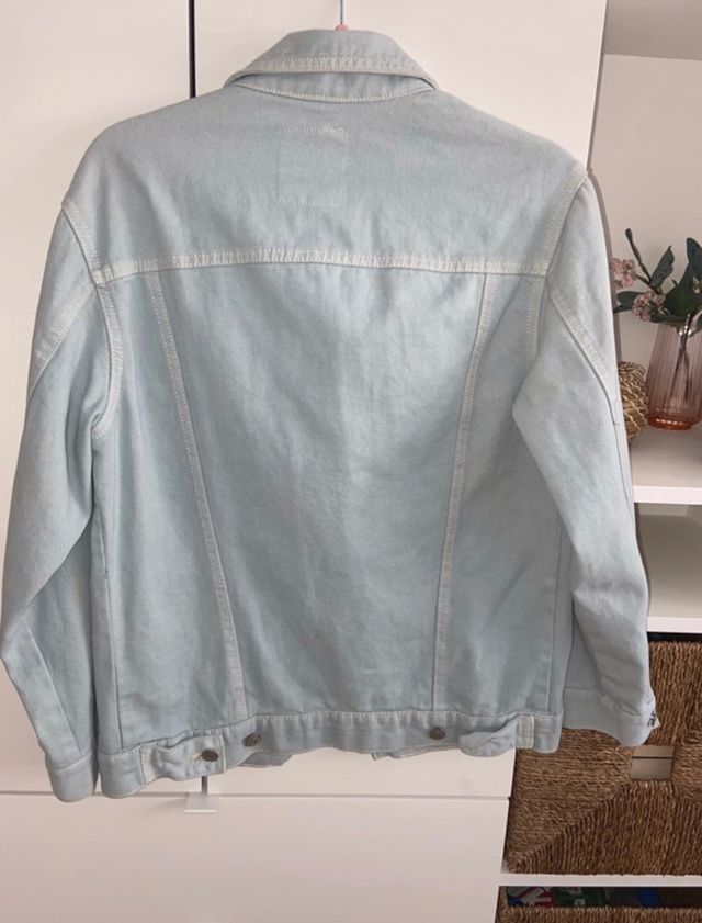 Chaqueta vaquera oversize Pull&Bear talla XS