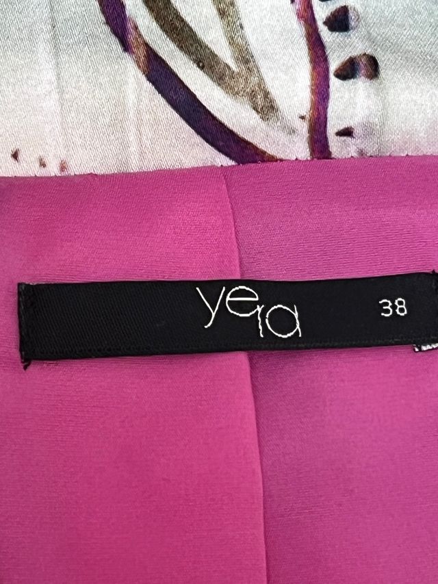 OFERTA!! Chaqueta Yera T -38