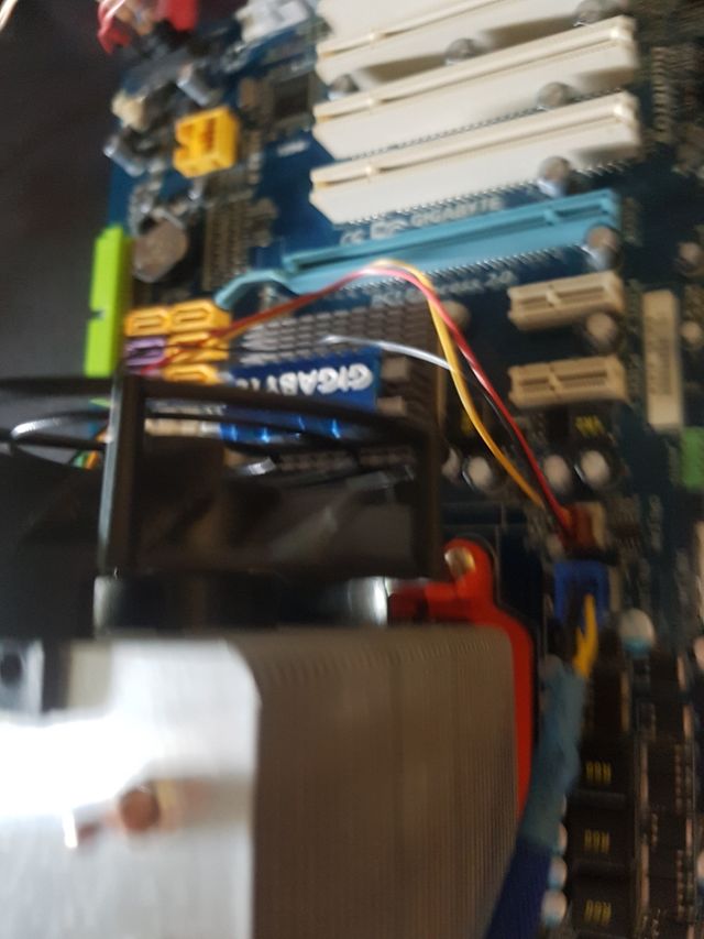 placa base Gigabyte GA-M720-US3