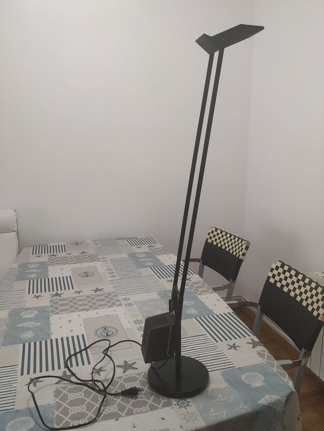 Lámpara oficina vintage modelo CISNE años 80s