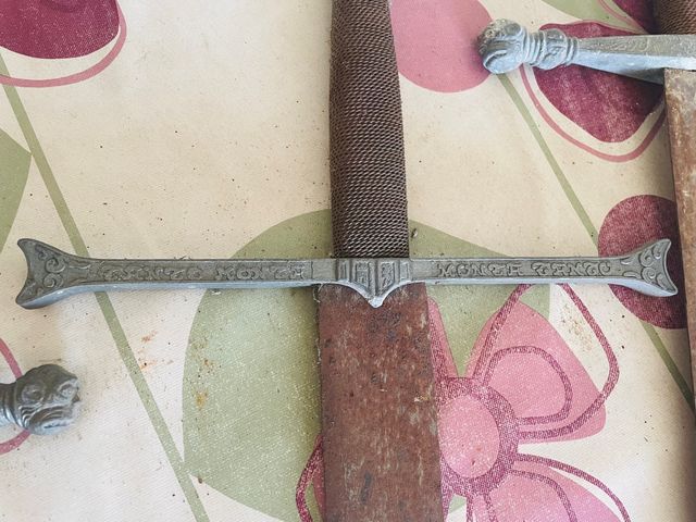 Espadas metal