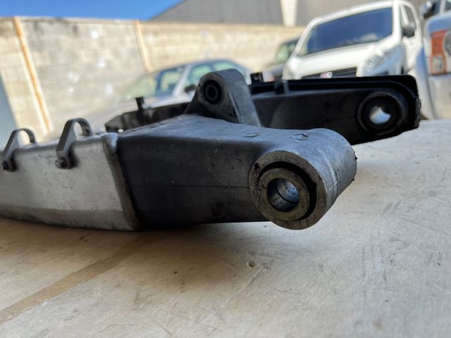 Basculante de aluminio honda cbr 600f 2001