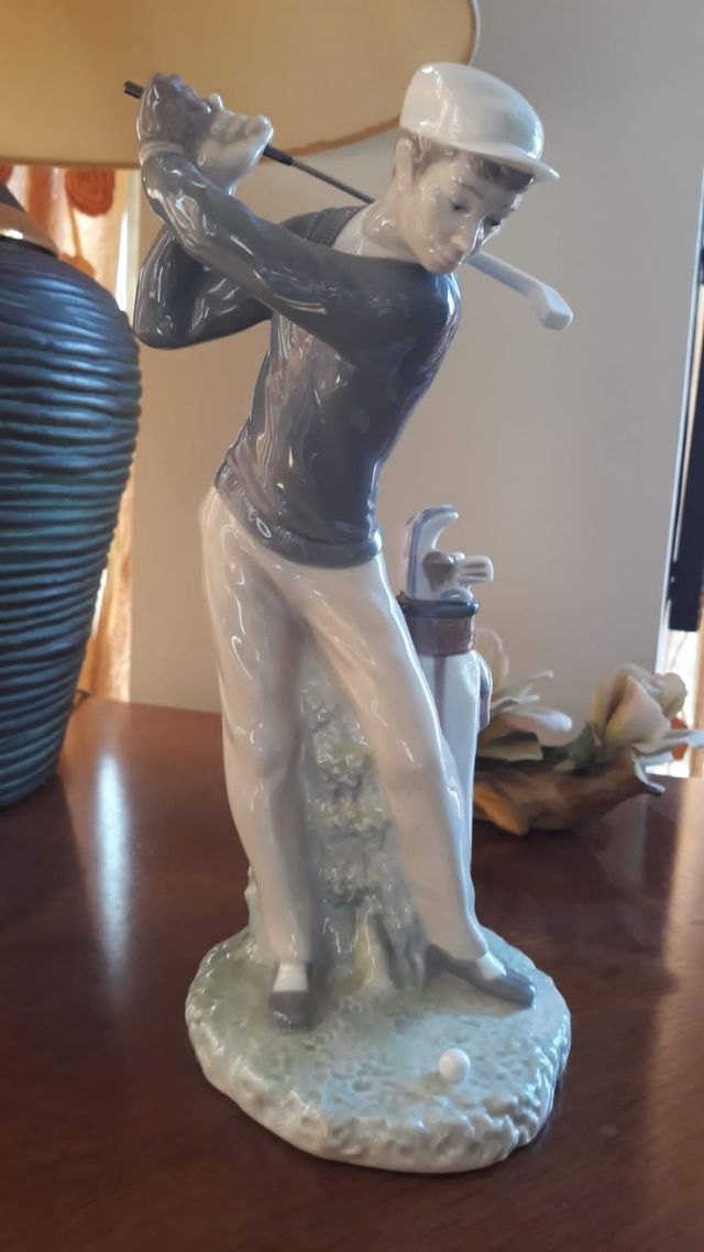 figura de lladro golfista OCASION