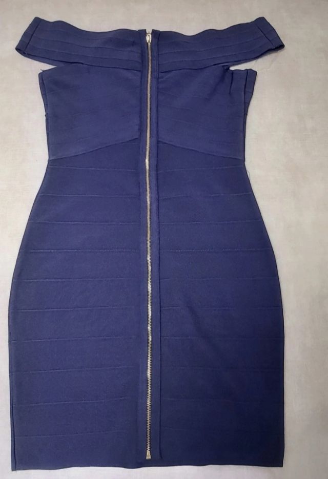 Vestido color azul. Nuevo. Talla L. WOW COUTURE
