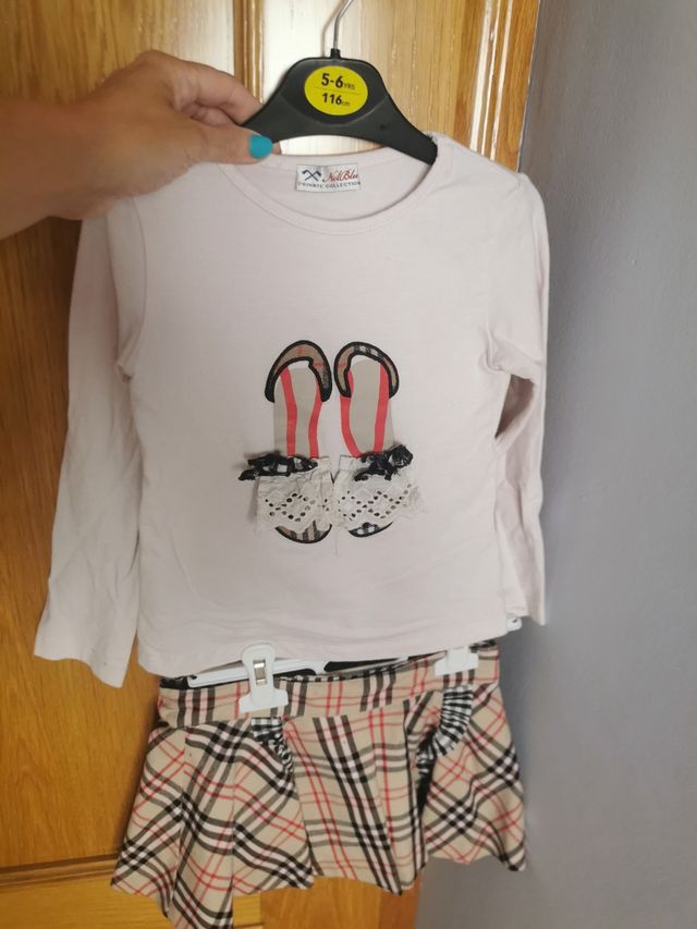 Conjunto falda y camiseta