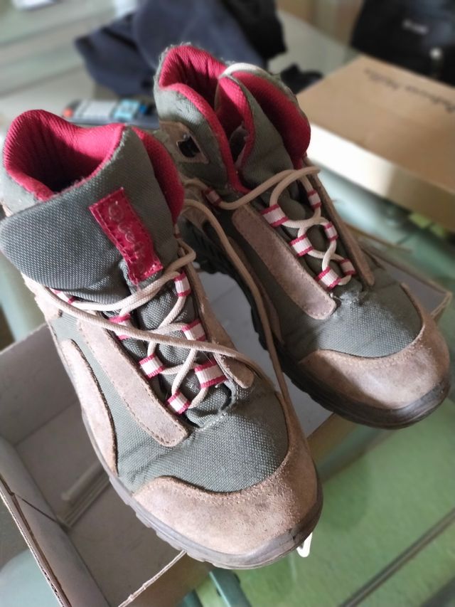 Botas de montaña Quechua 35