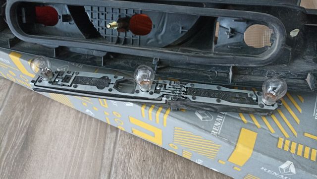 Piloto trasero Kangoo