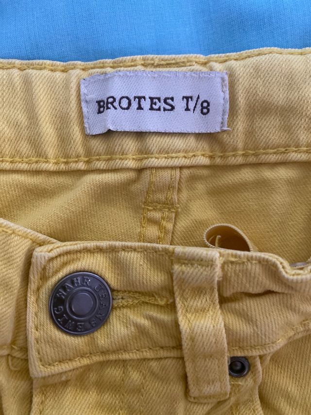 Conjunto pantalón corto y camiseta BROTES